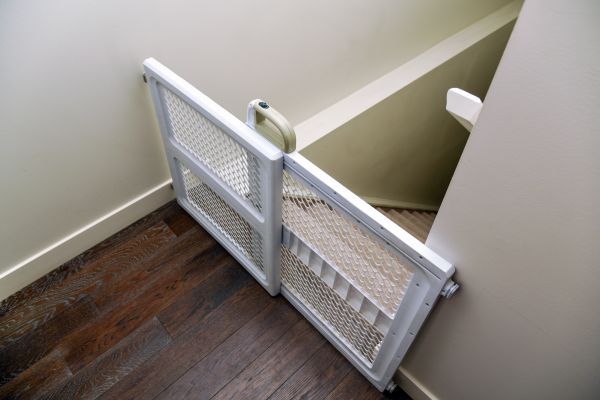 Childproof Gate Installation